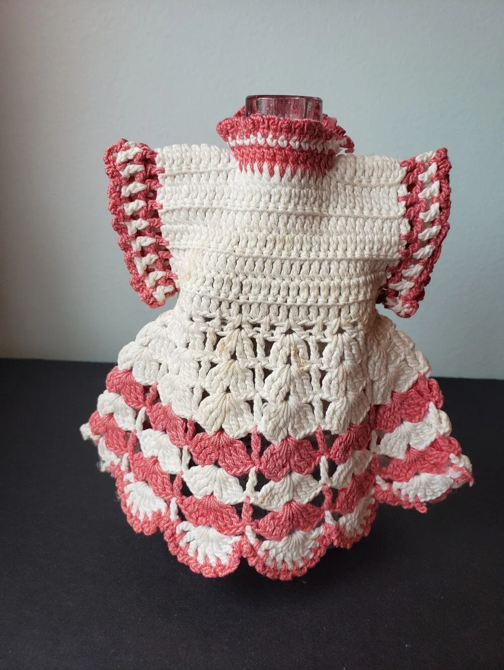 Vintage 1950's Handmade Crochet Pink and Cream Decorative Potholder Ovenmit